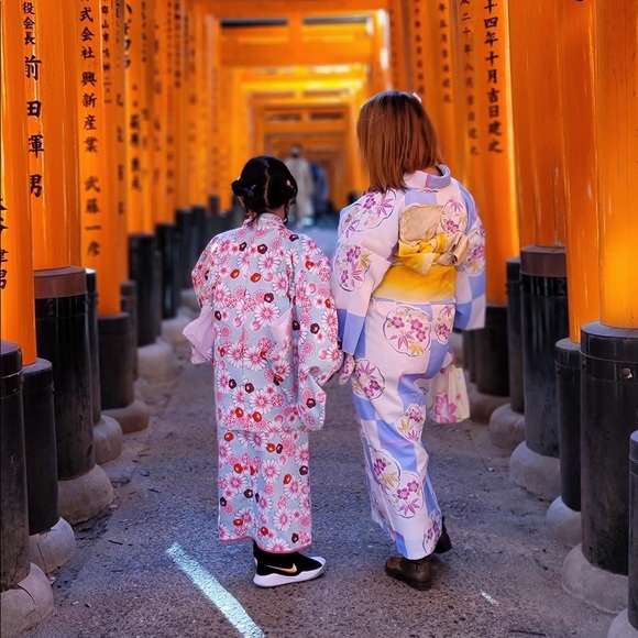 Meet your Posher, Joy - Picture 14 of 17